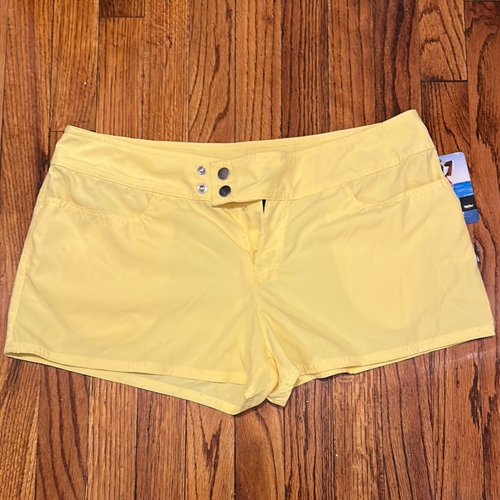 Mossimo Supply Co. Yellow High Waist Women's Shorts